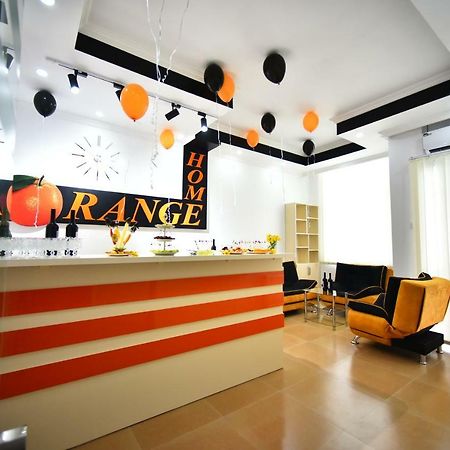 Orange Home Hotel Batoemi Buitenkant foto